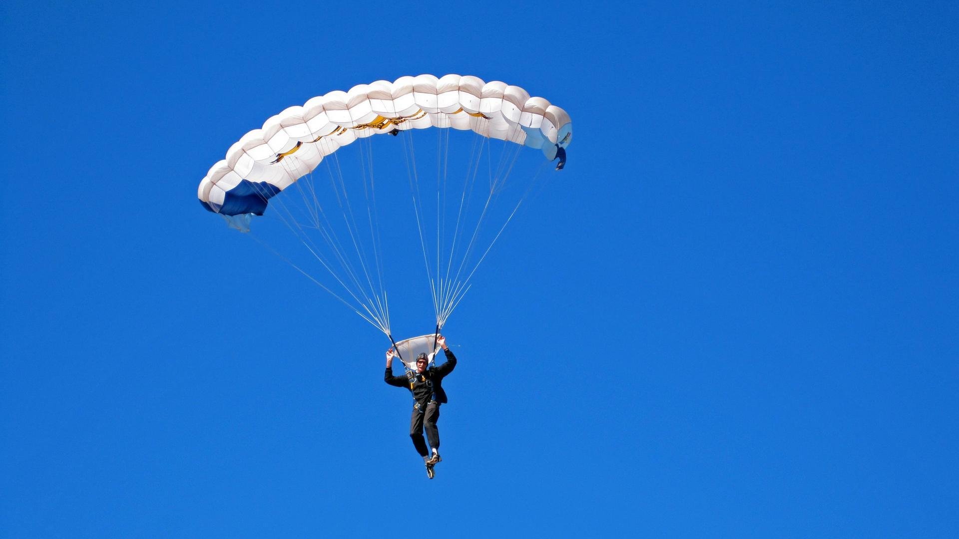 开云体育官方-篮球青训体系多维度评价人才成长，篮球人才培养